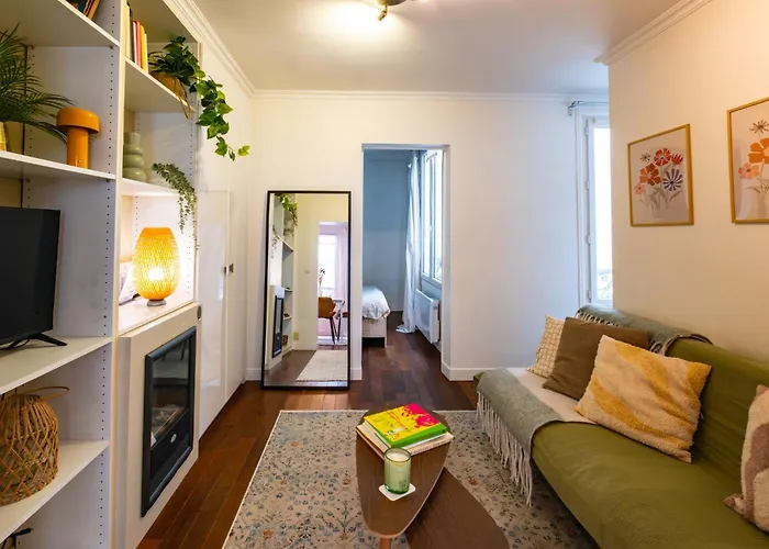 Appartement Charming In Heart Of Parijs