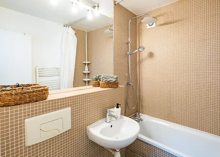 Charming In Heart Of Appartement Parijs